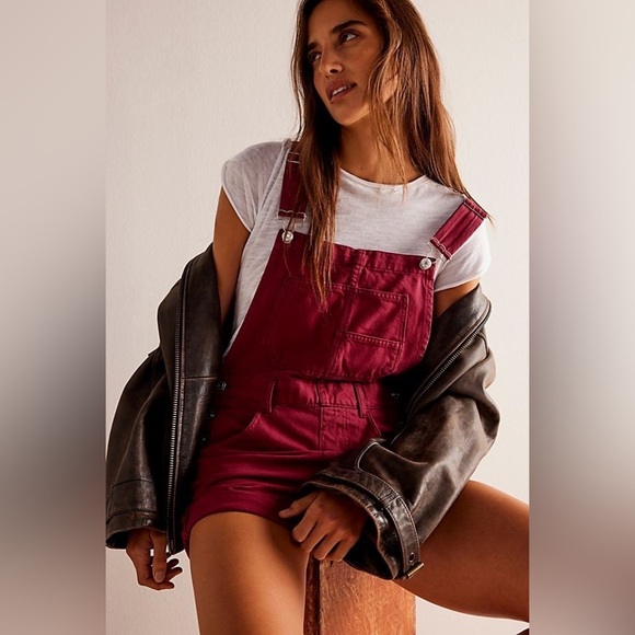 We the free Free people burgundy Jean overalls NWOT medium - Picture 3 of 4